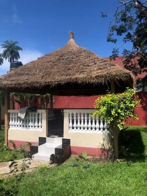 Bed and Breakfast Heda House Sanyang Екстер'єр фото